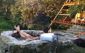 Glamping El Árbol en la Casa